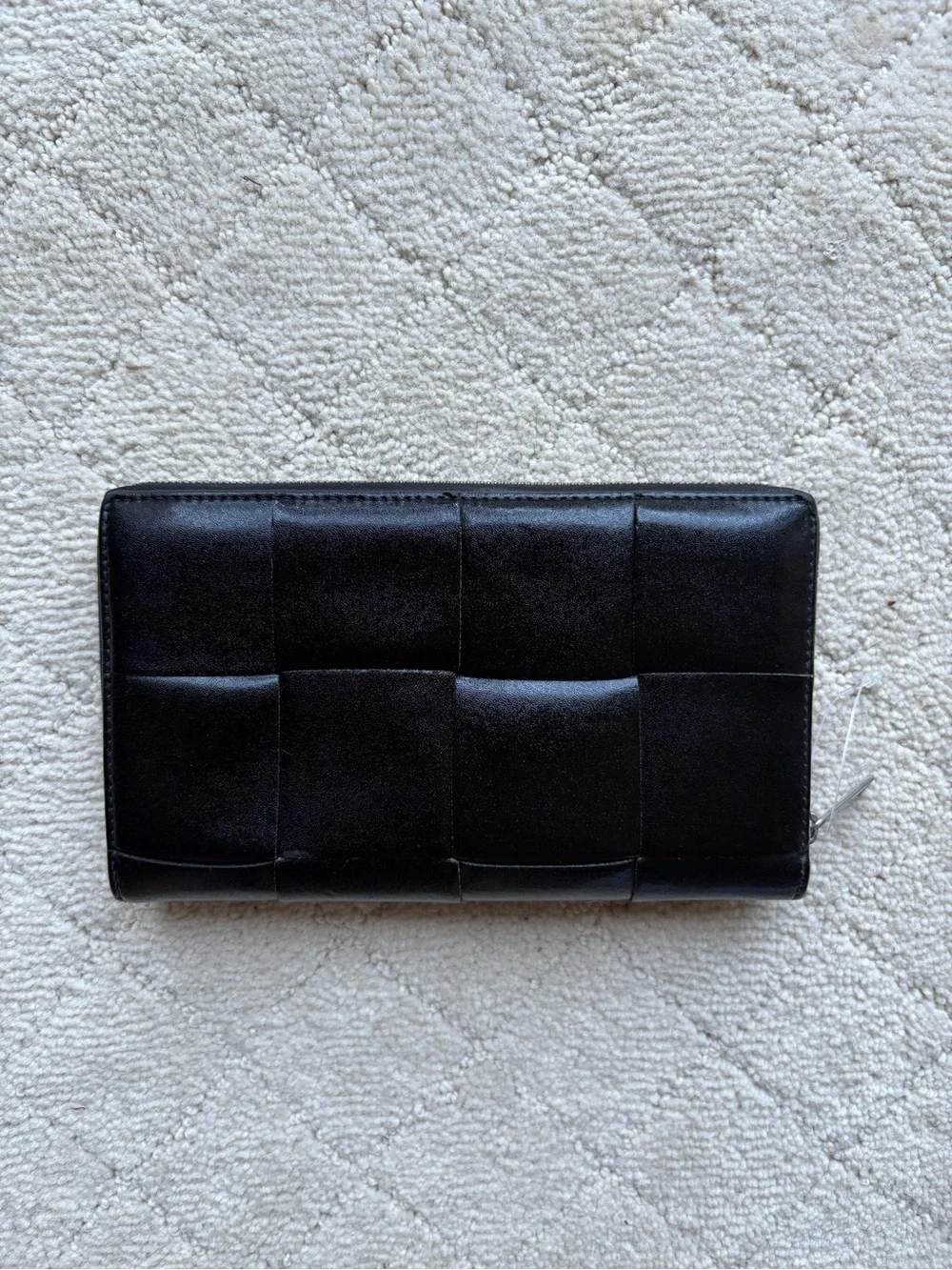 Bottega Veneta Cassette Zip Around Wallet - Black